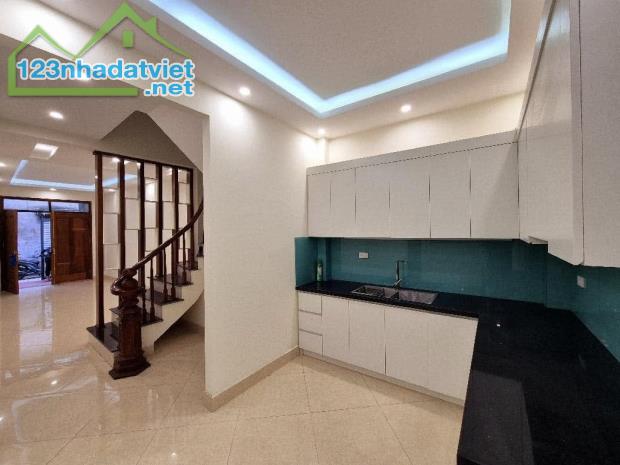 🏠 BÁN NHÀ PHÂN LÔ QUÂN ĐỘI, HOÀNG QUỐC VIỆT, CẦU GIẤY CHỈ 12 TỶ