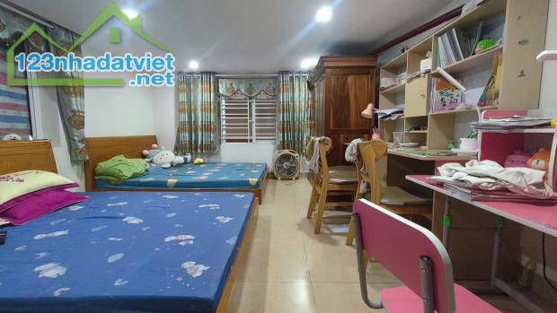 Bán biệt thự 4 tầng thang máy siêu đẹp 125m2- 9,5 tỷ Hồ Đá, Sở Dầu, Hồng Bàng, Hải Phòng - 3