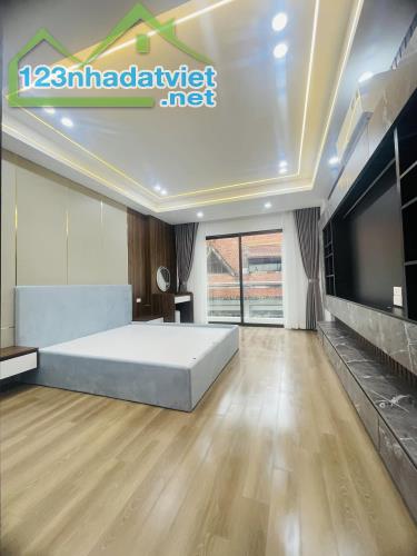 Bán nhà Nguyễn Văn Cừ, Ngọc Lâm 46m2 7T, ngõ thông ô tô, kinh doanh, Chỉ 12.7 Tỷ - 4