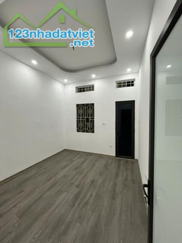 Bán nhà Phố Tân Mai 4 tầng, 26m2, 3 ngủ, 3 tỷ xíu 20m ra ô tô - 1