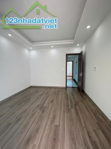 Bán nhà ngõ phố Dương Văn Bé _DT 45m2x5T xây mới giá 7,5 tỷ - 3