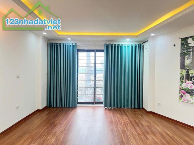 Bán nhà Định Công 6 tầng thang máy ô tô đỗ cổng 38.5 m2 nhỉnh 6 tỷ - 2