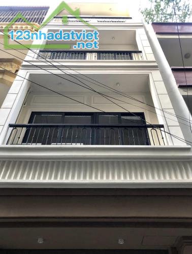 Bán nhà Lạc Long Quân - 75m2 x 6T - MT 5m - Thang máy - 8 PNKK - Vừa ở vừa kinh doanh