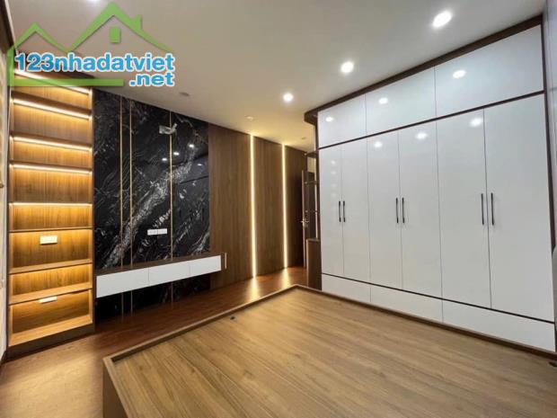 Bán nhà Lạc Long Quân - 75m2 x 6T - MT 5m - Thang máy - 8 PNKK - Vừa ở vừa kinh doanh - 4