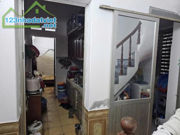 Bán nhà ngõ 234 Hoàng Quốc Việt, 74 m2 x  4 Tầng ngõ 3 gác giá nhỉnh 11 tỷ - 3