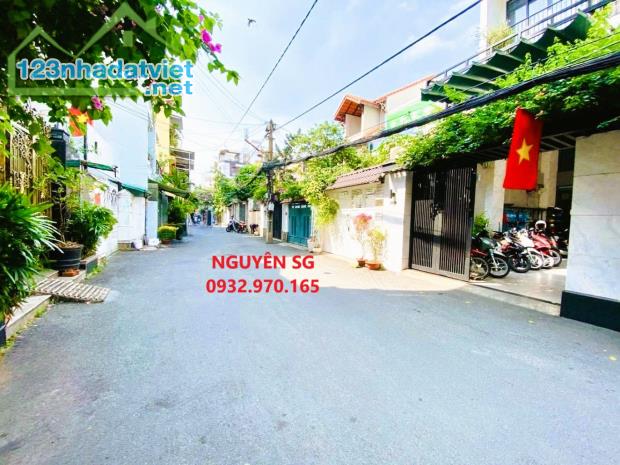 LÊ VĂN SỸ Q.3, 4 TẦNG, DT 85M2 (5 x 17), HẺM 8M KD ĐỈNH, 7 CHỖ VÔ NHÀ, QUAY ĐẦU THOẢI MÁI.