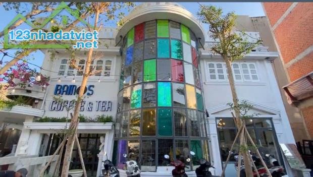 Bán căn biệt thự  Mặt tiền Hẽm lớn  Dương Quãng Hàm, f6, gò vấp  -  đường rộng 16m. - 2