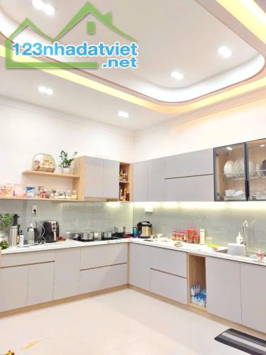 💥Nhà Mê TC,5,7*22,7m,hẻm 56 Nguyễn Thị Định,gần Siêu Thị Big C,nhiều lô khác. - 4