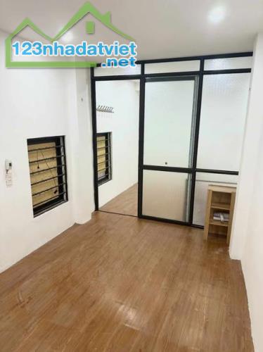 Bán Nhà 20m2x2,5 Tầng Sổ Đỏ,Hàng Kênh,Lê Chân ,Hải Phòng - 2