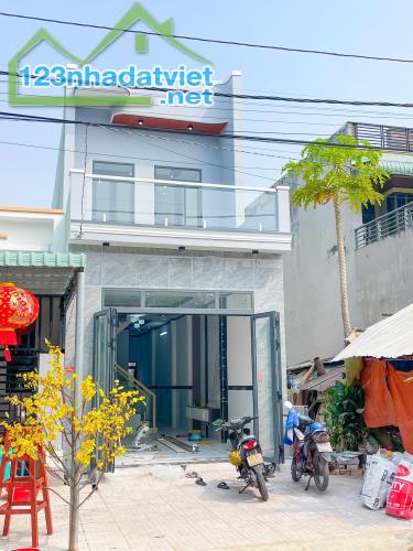 🏡 NHÀ 2 LẦU MỚI XÂY CỰC ĐẸP cuối đường Đồng Khởi Biên Hòa