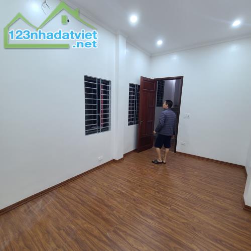 NHÀ DÂN XÂY HÀ TRÌ, HÀ ĐÔNG NGÕ RỘNG THOÁNG GẦN PHỐ 49M2, 3 TẦNG, MT 6M HƠN 6 TỶ - 5