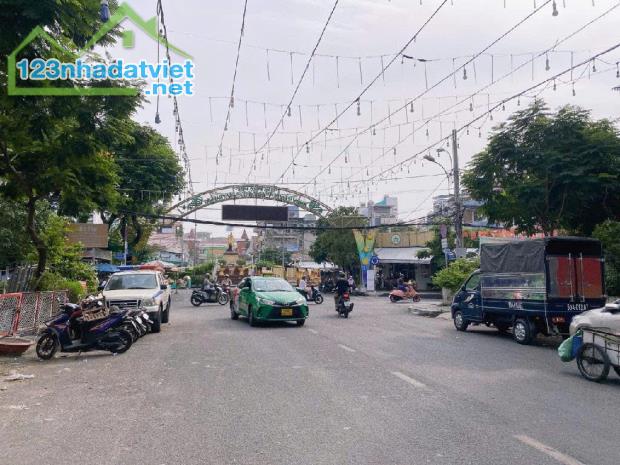 Bán nhà mặt tiền quận 10, đường Nguyễn Lâm, 54m2, 3 tầng, 11.9 tỷ - 1