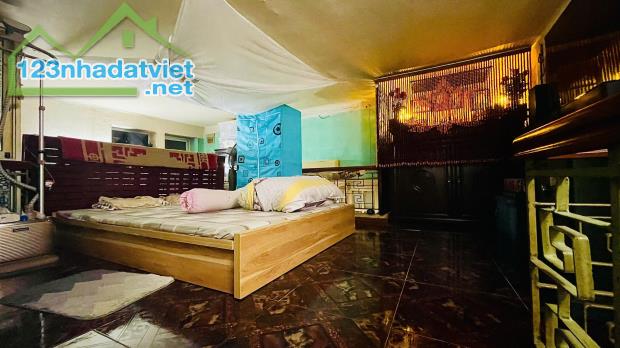 Bán nhà tầng 2 Dã Tượng, 47/80m2, mặt tiền 6m, 13.9 tỷ, kinh doanh homestay