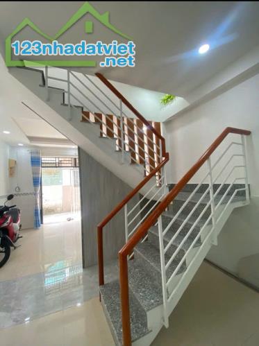 Nhà 1T1L đẹp, 4.2x10 - 42m2, chỉ 3.X tỷ - Phước Long B, Q9 - 3