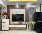 Oto đỗ cửa, kinh doanh đắc địa, gần hồ, sổ đẹp nở hậu, 42m2 chỉ 8,9 tỷ