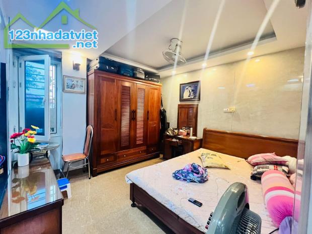 Bán 70m - 9 Tầng - 6.5m.Mặt Tiền.( Mặt Phố Vạn Bảo ) Ba Đình - 1