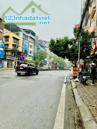 BÁN NHÀ MẶT PHỐ VIP LẠC LONG QUÂN - 6 TẦNG - VỈA HÈ RỘNG - KINH DOANH SẦM UẤT. 75m 6 TÂNG