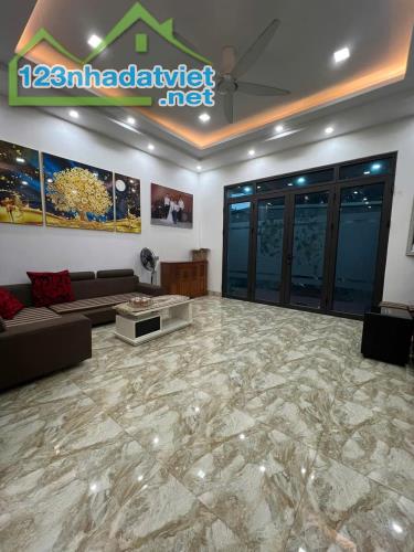 Bán nhà 3 tầng lô góc SIÊU ĐẸP 52m2-2,25 tỷ Hùng Vương, Hồng Bàng, Hải Phòng - 2