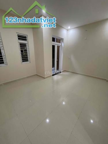 Bán nhà 2 tầng đường Nguyễn Chích, Hòa Minh, Liên Chiểu. DT 80m2 – Giá 4 Tỷ 450 TL - 3