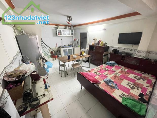 Bán nhà Hoàng Trọng Mậu, kế bên Him Lam, hẻm XE TẢI tránh, nhỉnh 8 tỷ - 4