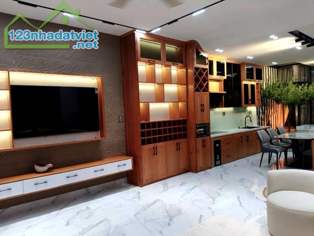 BÁN NHÀ 3 TẦNG HIỆN ĐẠI – GẦN BIỂN NGUYỄN TẤT THÀNH – NƠI AN CƯ LÝ TƯỞNG, TIỀM NĂNG TĂNG G - 4