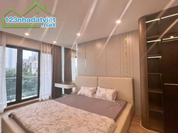 Bán nhà phân lô quân đội Bát Khối - Long Biên. Vỉa hè - Kinh Doanh. 60m x7T. Lh 0965858116 - 4