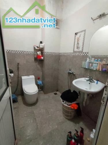 Bán nhà ngõ 80 Trung Kính, Cầu Giấy, 75m2 phân lô ôtô tránh kinh doanh, vỉa hè, ô chờ - 5