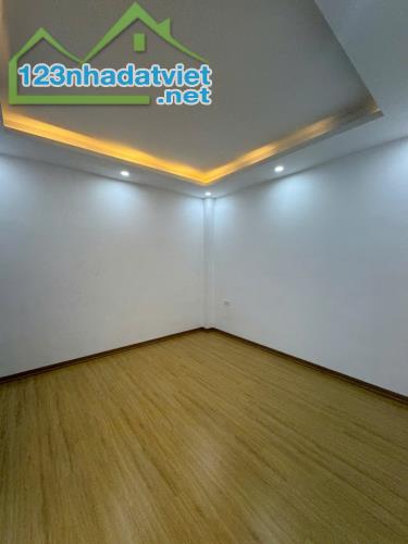 Nhà riêng 40m2 Đường Lạc Thị, Xã Ngọc Hồi, Thanh Trì , với DT: 40m², giá 6,25 tỷ - 3