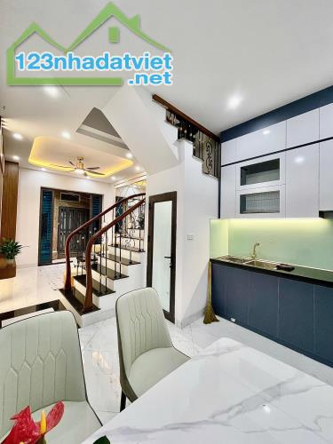 BÁN GẤP NHÀ ĐÊ TRẦN KHÁT CHÂN, 5T, 42m2, MT 3.1m, Chỉ 7.36 Tỷ. LH: 0962 630 109 - 2