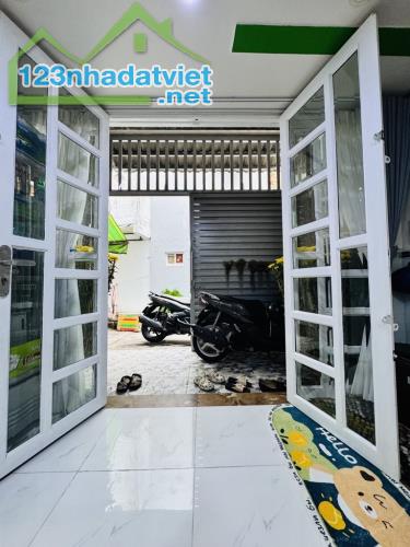 NHÀ BÁN 43m²  Thoại Ngọc Hầu - 2 TẦNG - HẺM THÔNG - 3.6 TỶ - TÂN PHÚ - 1