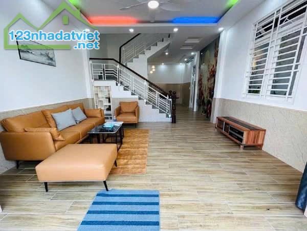 Nhỉnh 6 Tỷ xíu - Nhà hẻm xe hơi Sát mặt tiền đường Số 3 P9 Gò Vấp - 1