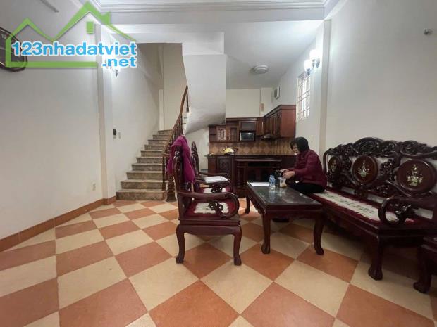 Bán nhà 4 tầng DT30m, Mt4,5m, 6,3 tỷ Thanh xuân. - 3