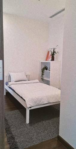 Cho thuê căn hộ  Symphony Riverside 50m2 2pn full đồ 1wc giá 12tr - 1