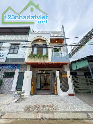 BÁN GẤP NHÀ MTKD  GẦN LÊ VĂN QUỚI – HXH THÔNG 40 M CHỈ HƠN 3 TỶ