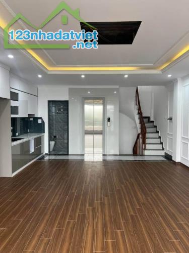 Bán nhà Sài Đồng, giá 12 tỷ, 70m2, 6PN, 7 tầng Thang Máy, Ô tô tránh, Kinh Doanh - 3