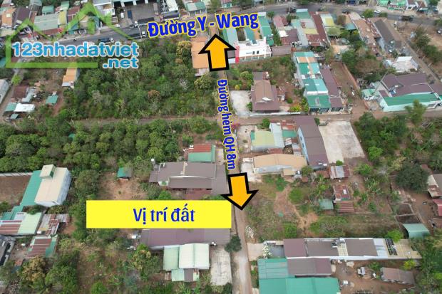 🍎Bán đất 3lô 5x52m cách Y Wang 70m gần Đại Học Tây Nguyên 1tỷ480triệu/lô - Đường nhựa - 4