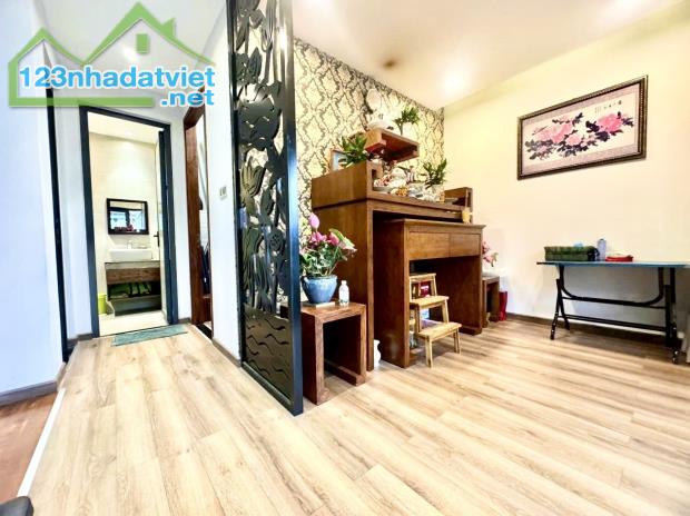 9x17m Biệt thự KDC Jamona City - P Phú Phuận Q7 - 3 tầng đẹp - giá 22.9 tỷ - 3