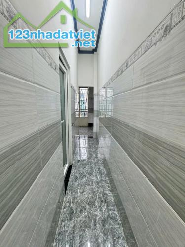 NHÀ 1/ ĐƯỜNG 5A, GẦN CHỢ BÌNH LONG, 40M2, 2 TẦNG 3PN GIÁ CHỈ 3.3 TỶ - 4