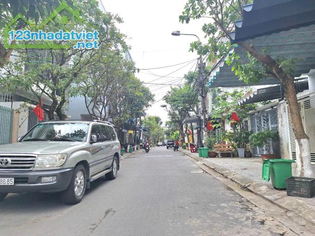 💥 Bán nhà Mặt tiền đường 5m5 gần Đại Học Ngoại Ngữ, DT 75m2 – chỉ 5 tỷ x - 1