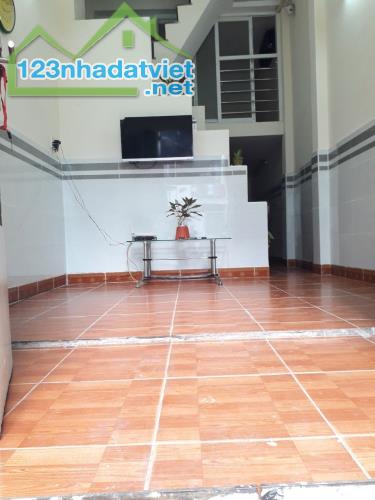 PHẠM VĂN CHIÊU, GÒ VẤP - 1 TRỆT 2 LẦU, HẺM OTO, 3PN 2WC GIÁ NHỈNH 3 TỶ - 1