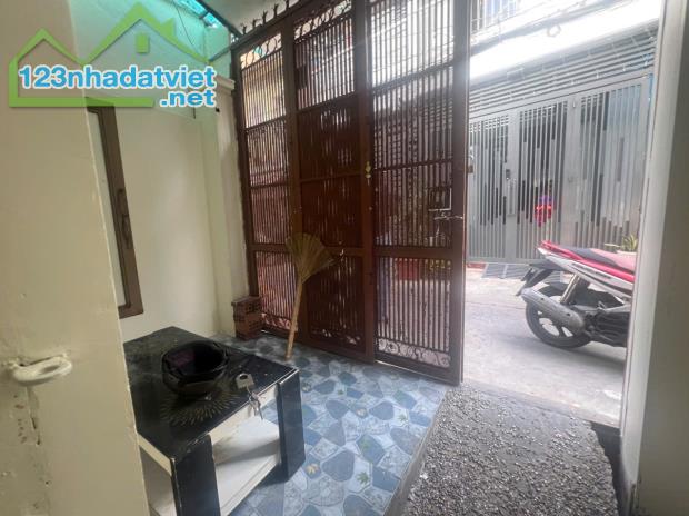 CHO THUÊ NHÀ 43M2, 2PN, HẺM XE HƠI GIÁ RẺ- CƯ XÁ PHÚ LÂM A, PHƯỜNG 12, QUẬN 6 - 1