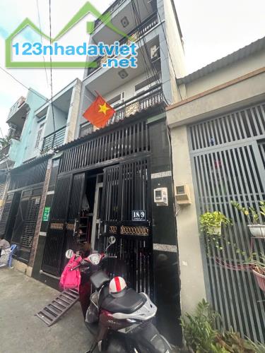 NHÀ 3 TẦNG (4x15) HXH NGAY PHẦN MỀM QUANG TRUNG, Q12 GIÁ RẺ 4.75T - 4