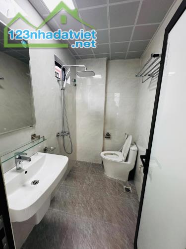 Bán nhà 3 Tầng Ngõ 9 Nguyễn Văn Cừ,P.Hồng Hải. DT:52.5m2,MT:5m Ô Góc !!! - 4