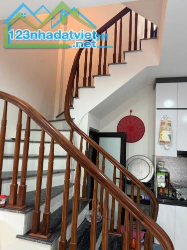 Bán nhà đẹp Nhân Hòa, Thanh Xuân 40 m2 giá 6.95 tỷ lh: 0968903581 - 1