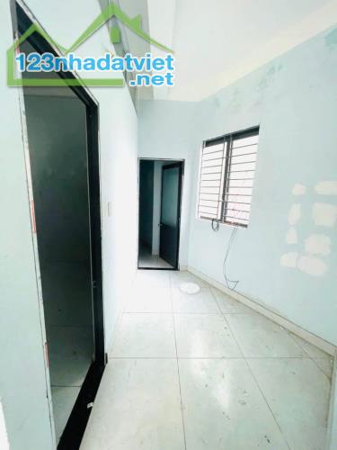 # Nhà Kiệt Nguyễn Hoàng, 40m2, 2 mê đúc, 2.1 tỷ - 4