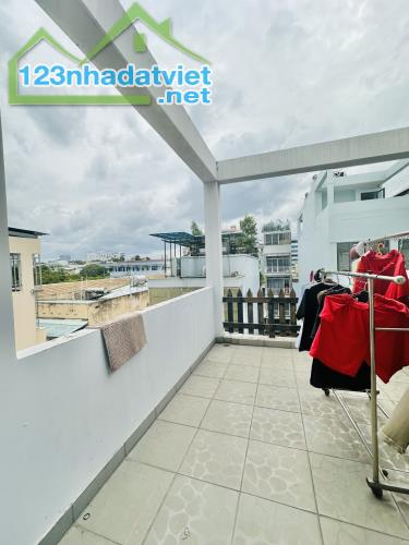 🧸🔥NGAY CX ĐỒNG TIẾN - THÀNH THÁI-QUẬN 10-SÁT ĐH HOA SEN-HẺM XE TẢI-5TẦNG -28M2-CHỈ 6,6TỶ - 3