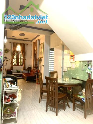 Bán nhà hẻm xe hơi Đặng Văn Bi, Trường Thọ, Thủ Đức 120m2, ngang 8.5m, 6 tỷ 2 - 4