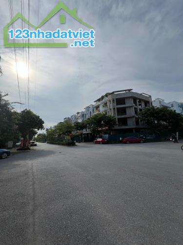 Cần bán lô đất A1.2 LK22 đường 17m mặt kênh giá đầu tư tại KDT Thanh Hà Cienco 5 - 1