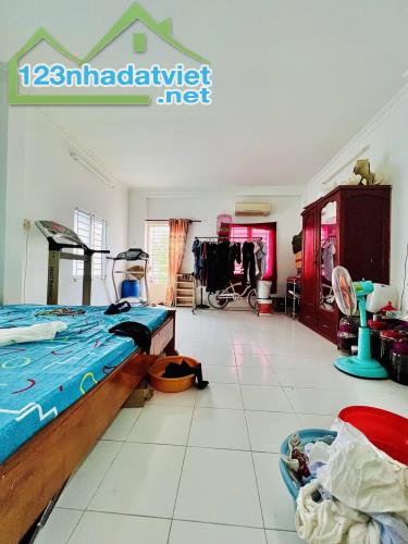(S370) BÁN NHÀ MẶT TIỀN ĐƯỜNG PHAN VĂN NĂM, PHÚ THẠNH, TÂN PHÚ. 🏠Nhà mặt tiền đường 👉Gi - 2
