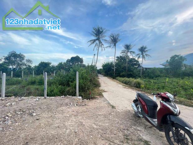 CHÍNH CHỦ BÁN 855m2 Đất Tại SUỐI HIỆP, Diên Khánh, Khánh Hoà